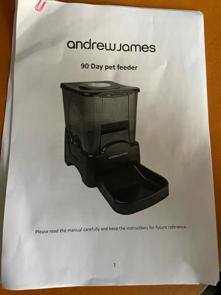 Photo of free Automatic cat feeder (E8 St Marks Rise area) #3