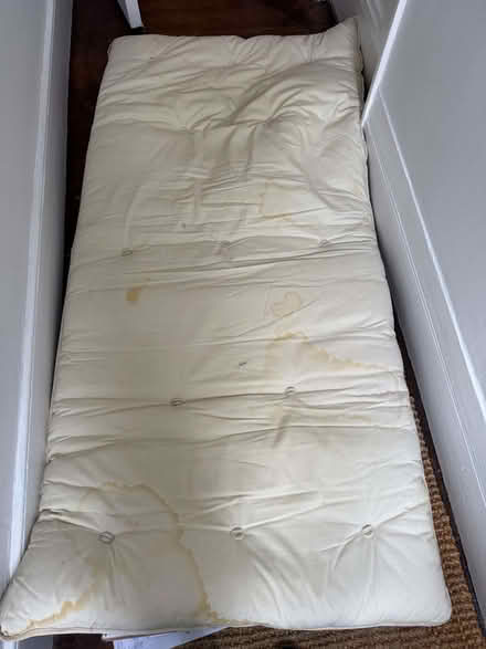 Photo of free single futon mattress, 100% cotton (Hackney E9) #1