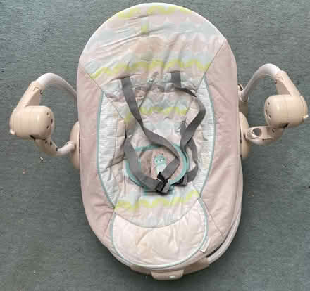 Photo of free Baby Rocker (PO6) #1