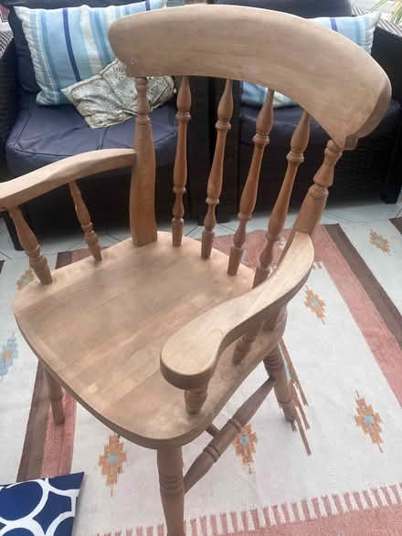 Photo of free Pine table and 4 chairs (Hurdsfield SK10) #4