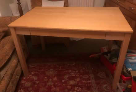 Photo of free Desk with drawer (Teddington TW11) #1