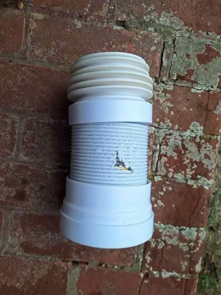 Photo of free Toilet (Waterside HP5) #3