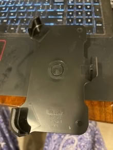 Photo of free iPhone 13 belt clip holder (Golden Triangle) #1