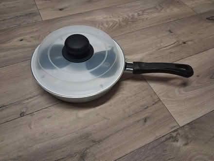 Photo of free Small pan for poaching eggs (Sabden BB7) #1