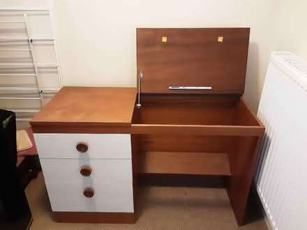 Photo of free Desk. / Vanity unit. ... (Eamont Bridge CA10) #1