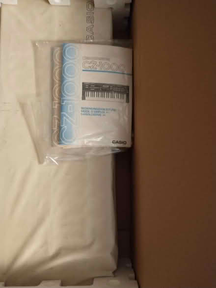 Photo of free CZ-1000 Electric Keyboard (Bolingbrook) #1