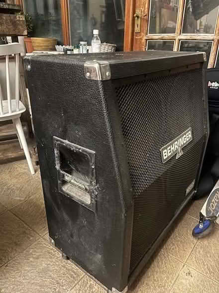 Photo of free Behringer Ultrasack bg412h 16 ohms Music Speaker (Kensington W14) #2