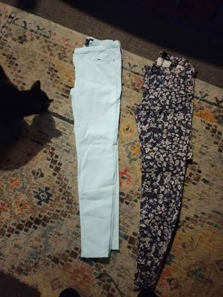 Photo of free girls/women's pants (Mayfair Philadelphia) #1