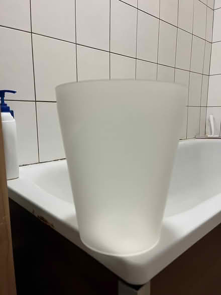 Photo of free small clear bin (Peckham SE15) #2