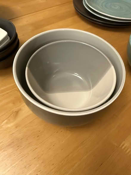 Photo of free Bowls and Plates (Ealing Common W5) #3