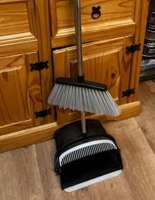 Photo of free Brush and Pan Set (High Bentham LA2) #1
