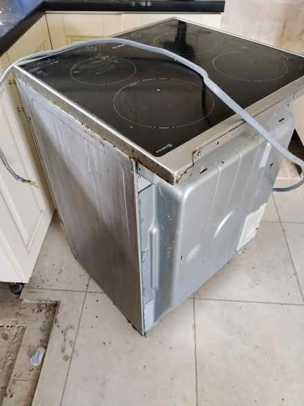 Photo of free Oven with induction hob fully working (Gotherington GL52) #2