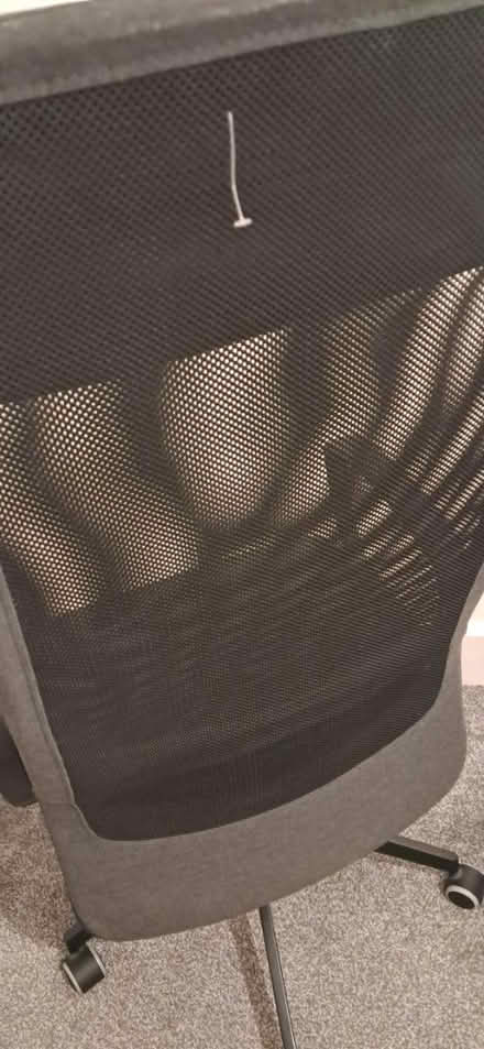 Photo of free Desk chair Ikea (Harringay N8) #3