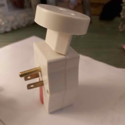 Photo of free Mixed Euroopean/ UK plug sockets (Blackhall EH4) #2