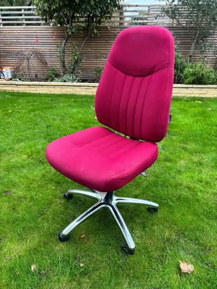 Photo of free Luxury Office Chair (Whitton TW2) #1