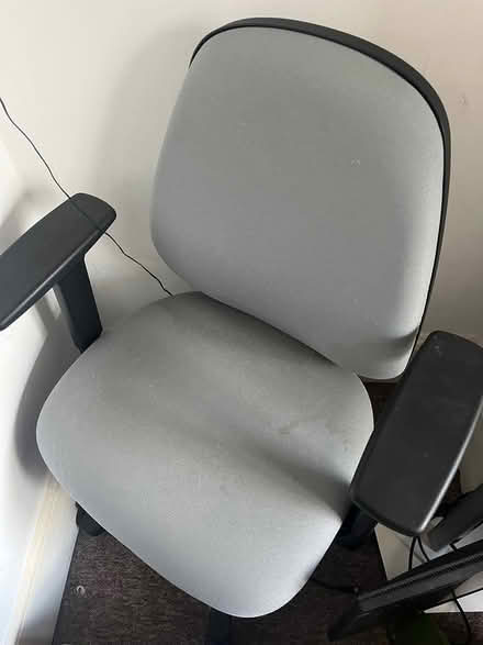 Photo of free grey office chair (Peckham SE15) #2