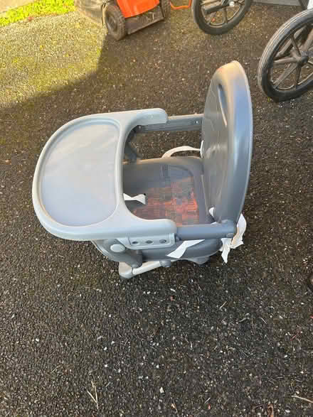 Photo of free Portable baby dining seat. (Brecon LD3) #1
