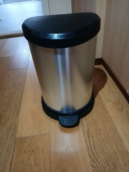 Photo of free Pedal Bin (Stone Cross BN24) #1