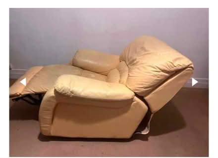 Photo of free Electric recliner chair (Bexleyheath DA7) #1