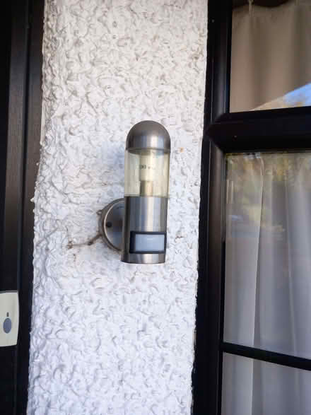 Photo of free Outside Light with PIR (Sevenoaks TN13) #1