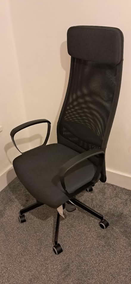 Photo of free Desk chair Ikea (Harringay N8) #1