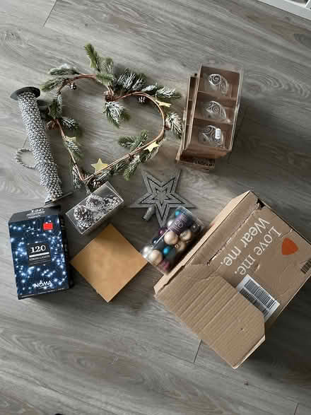 Photo of free Xmas ornaments (Bath, Oldfield) #1