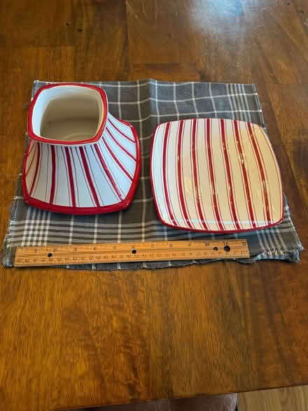 Photo of free Christmas Yankee Candle Holder (Groton, Hoyts Wharf Road) #1