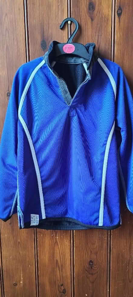 Photo of free Thurstable long sleeved, double sided sports top 30/32 (Tollesbury CM9) #2