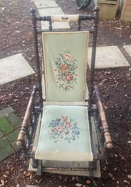 Photo of free Victorian rocking chair (Childwickbury) #4