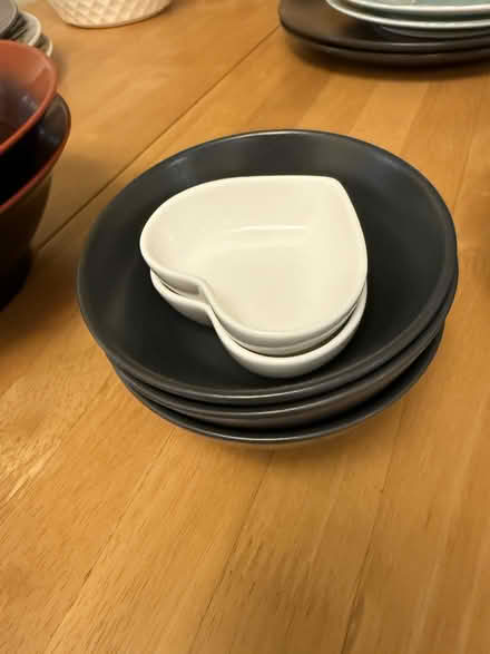 Photo of free Bowls and Plates (Ealing Common W5) #2