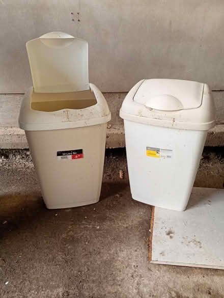 Photo of free Rubbish bins (Llanbister) #1