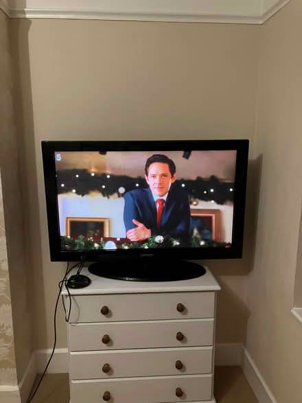 Photo of free 42” Samsung TV (Croydon CR0) #1