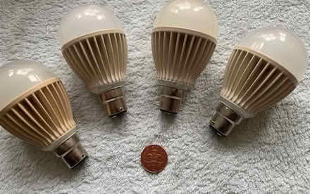 Photo of free 240v bayonet fitting LED Bulbs (Westcliff-on-Sea (SS0)) #1