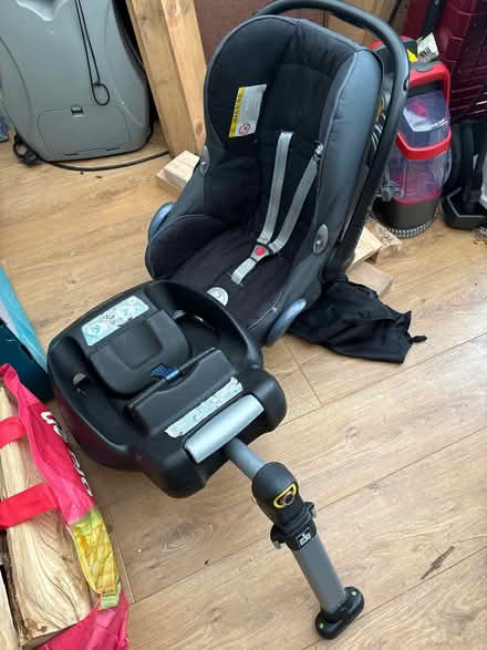 Photo of free Maxi cosi car seat base (Cheadle hulme SK8) #2