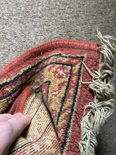 Photo of free Vintage Carpet rug (GU14) #1