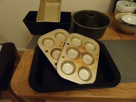 Photo of free Various kitchen stuff (Eaton NR4) #1