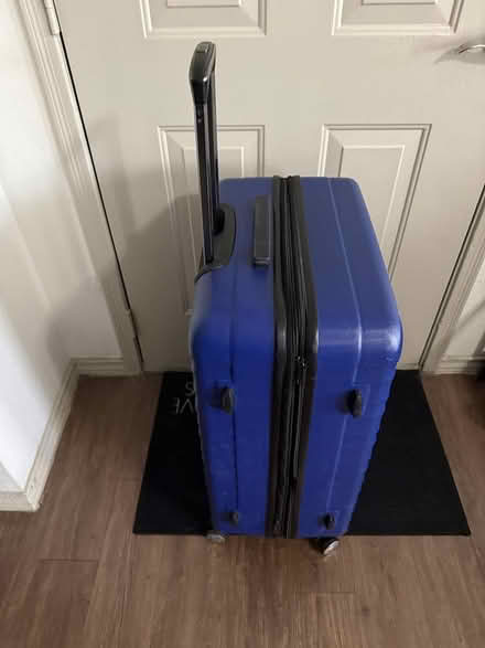 Photo of free Amazon Basics Check-in Size Luggage (Lakewood) #2