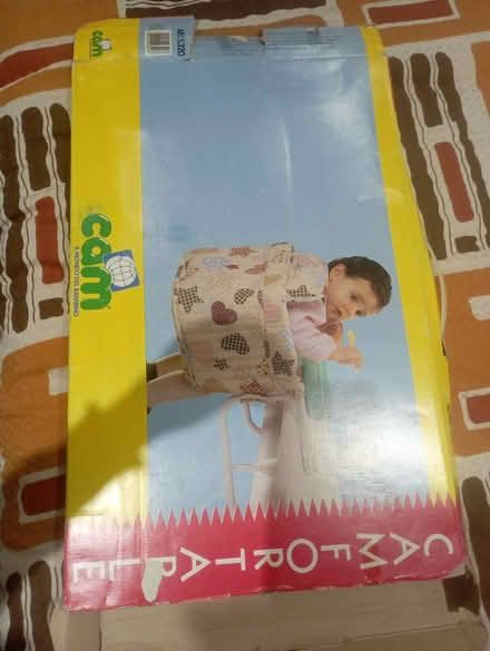 Photo of free Baby seat for table (High Barnet EN5) #2