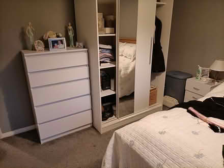 Photo of free Bedroom furniture (Bn27) #1