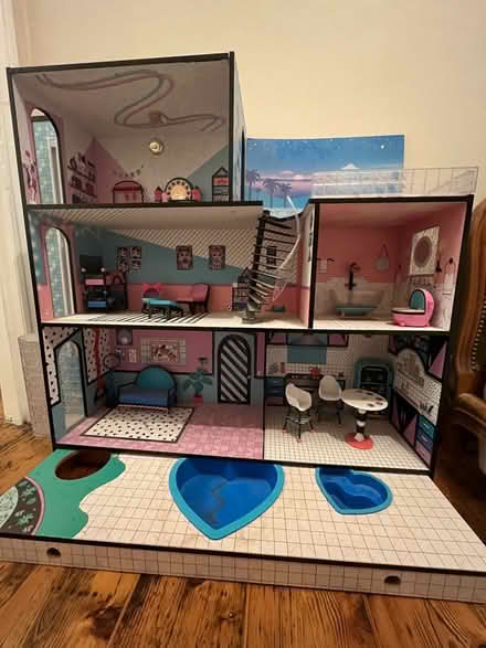 Photo of free LOL Dolls House with furniture. (St Mark's GL51) #1