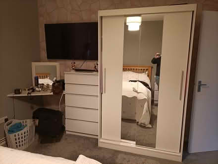 Photo of free Bedroom furniture (Bn27) #4