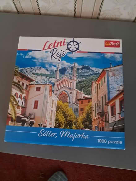 Photo of free 1000 piece jigsaw (Belper DE56) #1