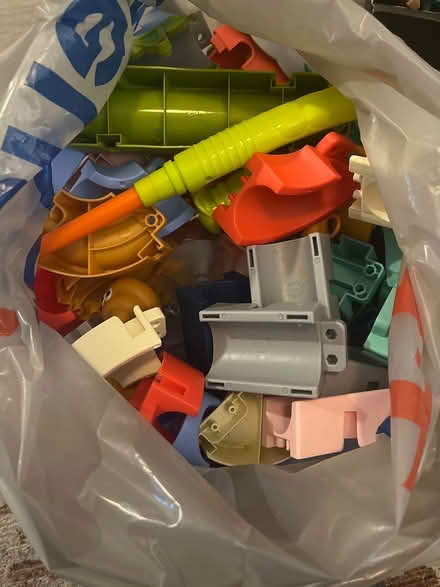 Photo of free Bath toys (TN35 4FD) #1