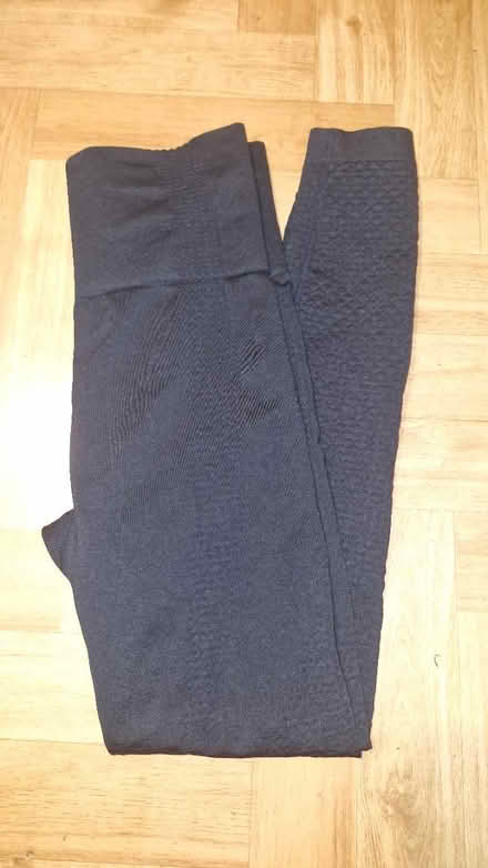 Photo of free Activewear black (Lambeth SW8) #1