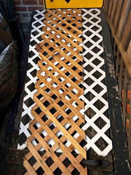 Photo of free Lattice (19118) #1