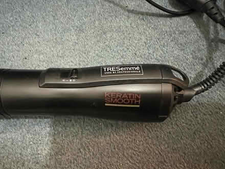 Photo of free Tresemmé Hot Brush (DE5 Ripley) #4