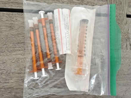 Photo of free Oral Syringes for Pet Medicine (Near 92nd and Sheridan) #1