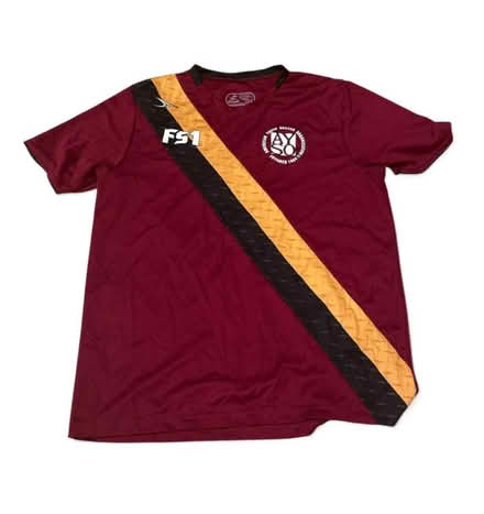 Photo of free Top (Brooklyn Storage) #1