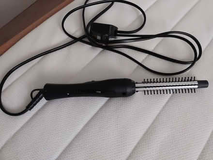 Photo of free Curling Wand (Stubbington PO14) #1