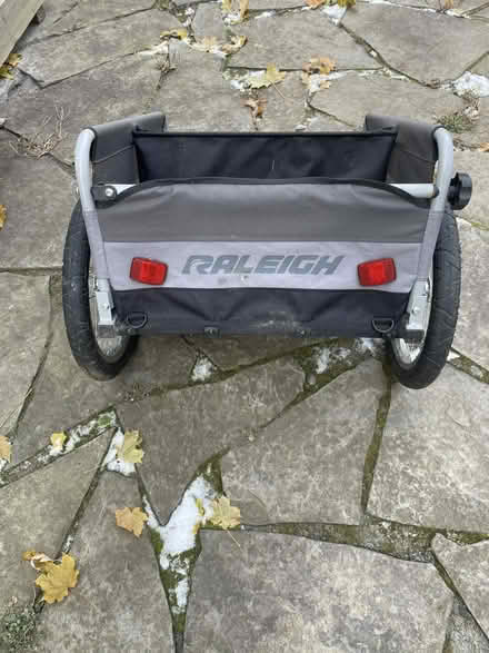 Photo of Tow Bar (Ottawa, Ontario) #1